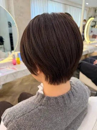 ショート 小林 美月  透明感カラーのヘアスタイル