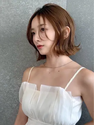ミディアム Ruri縮毛矯正 酸性ストレートのヘアスタイル