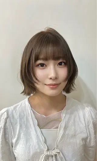 ミディアム カラー ✂韓国レイヤー 🦋みやび🪽のヘアスタイル