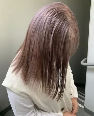 セミロング カラー MANAMI 🥀ウルフカットのヘアスタイル