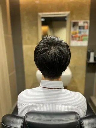 ミディアム 新宿💈カットモデル メンズカットのヘアスタイル