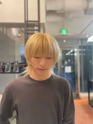 ショート メンズ ⭐️韓国ブリーチ 顔周りカット⭐️のヘアスタイル