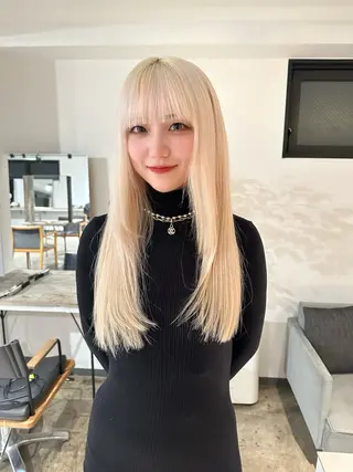 ロング カラー ✨艶ブリーチカラー ✨四ノ宮裕己のヘアスタイル