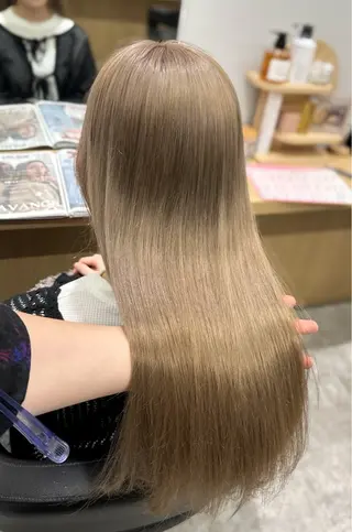 ロング 巻ける髪質改善🫧ハ イライト/永田汰伊智のヘアスタイル