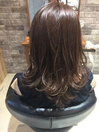 ミディアム 所渉/韓国レイヤー /ウルフカットのヘアスタイル