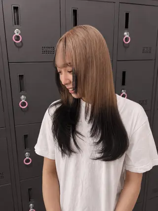 ロング 🍒ベージュ×エンド カラー🍒まゆかのヘアスタイル