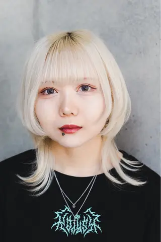 セミロング カラー ヘアアレンジ 😈派手髪/ 地雷系 / KALIN😈のヘアスタイル