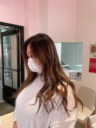 ロング レイヤーカット 🌺RYOKOのヘアスタイル