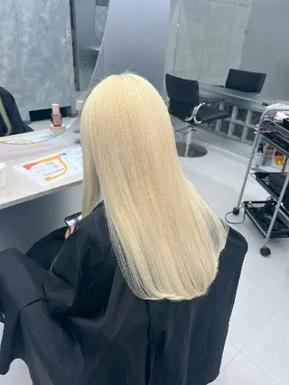 カラー ロング 地雷系🎀ハイトーン 💙荒川結星のヘアスタイル