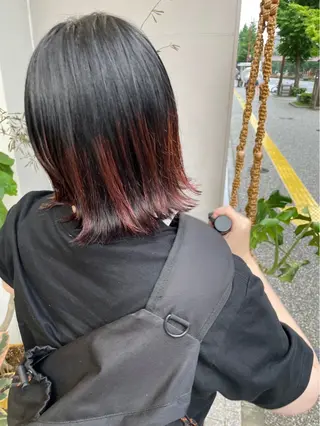 ミディアム 東 史夏のヘアスタイル