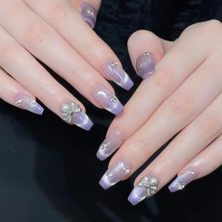 ネイル Queens テイのネイルデザイン