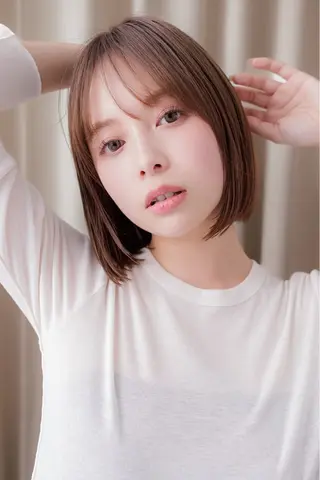 ショート カラー 鈴木 はるかのヘアスタイル