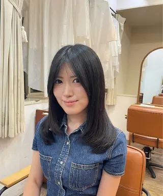 セミロング レイヤーカット 🌱 はるかのヘアスタイル