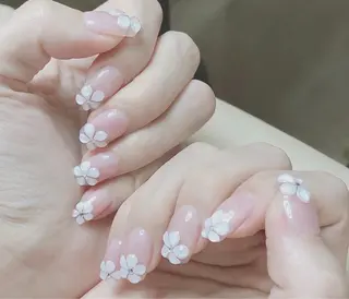 ネイル 横浜市中区曙町 ネイルE·U·Bのネイルデザイン