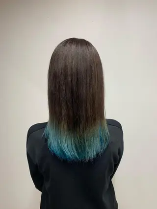 ミディアム 三好 羽美のヘアスタイル