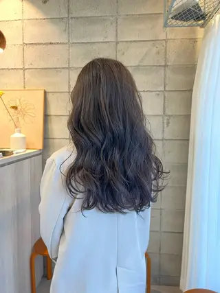 ロング 椎葉 みはるのヘアスタイル