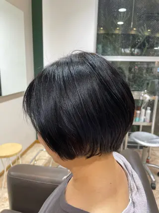 ショート ガレリアエレガンテ緑 杉浦のヘアスタイル