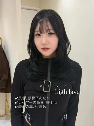 ミディアム hiyori🎀 トレンドレイヤーのヘアスタイル