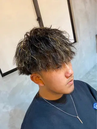 ショート ツイスパ/シャドウ 新井のヘアスタイル