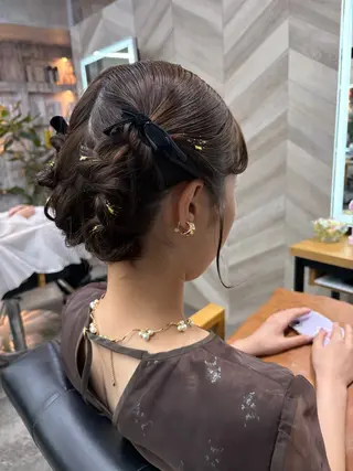 ミディアム ヘアアレンジ SHANTi 飯塚 ヘアセット/髪質改善のヘアスタイル