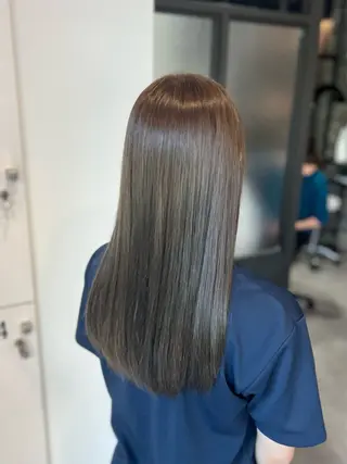 セミロング カラー Dia アキヨシ ミユのヘアスタイル