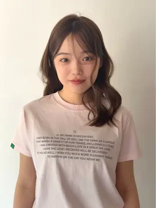 ミディアム cher. naoのヘアスタイル