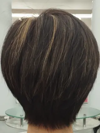 ショート 岩間 千賀子のヘアスタイル