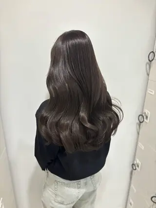 ロング カラー 🧸レイヤー× ベージュ🥯カホ🍯のヘアスタイル