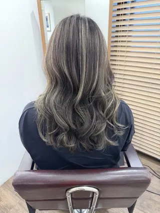 ロング カラー ハイライト⭐️上野 高広のヘアスタイル