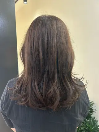 セミロング カラー hubhair レイヤー/透明感のヘアスタイル