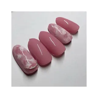 ネイル BELDAD-ベルダ スチューデント2のネイルデザイン