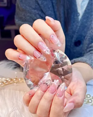 ネイル WO MIAO💎のネイルデザイン