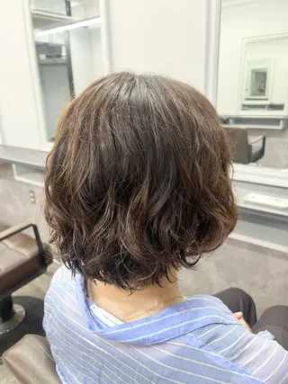 ショート パーマ 山口 詩織のヘアスタイル