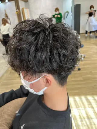 パーマ メンズ 浅野 ダイジロウのヘアスタイル