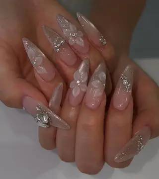 ネイル Lenie Nail Salonのネイルデザイン