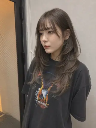 ロング カラー AIRI layer cut hairのヘアスタイル