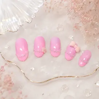 ネイル Reivl  Nails のネイルデザイン