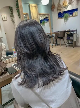カラー 艶カラー🫧 猿渡 響のヘアスタイル