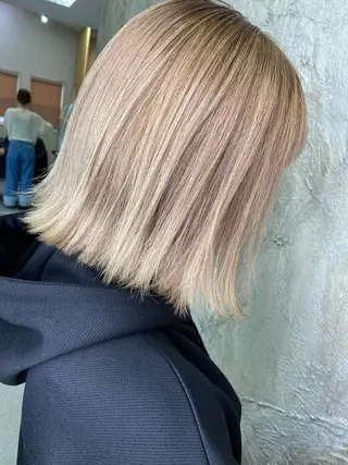 ショート カラー 寺門 拓馬のヘアスタイル