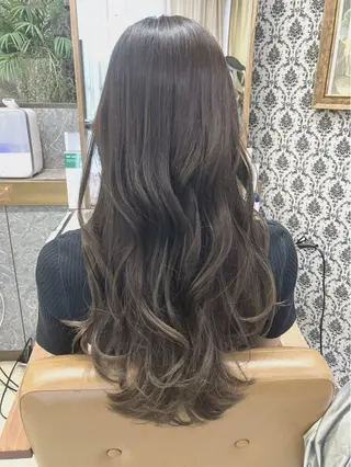ロング 阿部 雲母のヘアスタイル