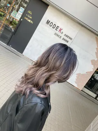 ミディアム カラー SHAFT Ieiriのヘアスタイル