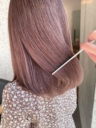 ミディアム カラー ヘアアレンジ lani ブリーチ /ダブルカラーのヘアスタイル
