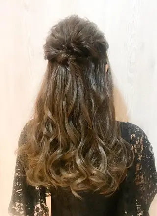 ヘアアレンジ 秋葉 万柚子のヘアスタイル