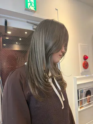 カラー Kurumi🌙韓国 レイヤー/艶感カラーのヘアスタイル