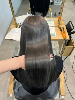 ロング 髙橋 美妃のヘアスタイル