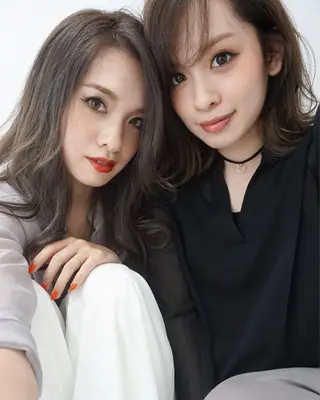セミロング 柔らかな縮毛矯正 透明感カラー💫のヘアスタイル