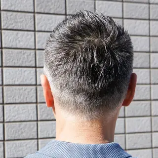 ショート メンズ メンズヘア専門 ウタカユウキのヘアスタイル