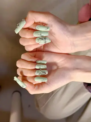 ネイル 渋谷T&B ナサ ギ ロング無制限中✨のネイルデザイン