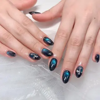 ネイル Hin Nailのネイルデザイン