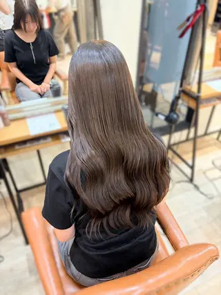 ロング みゆ/ カラーリスト🎀のヘアスタイル